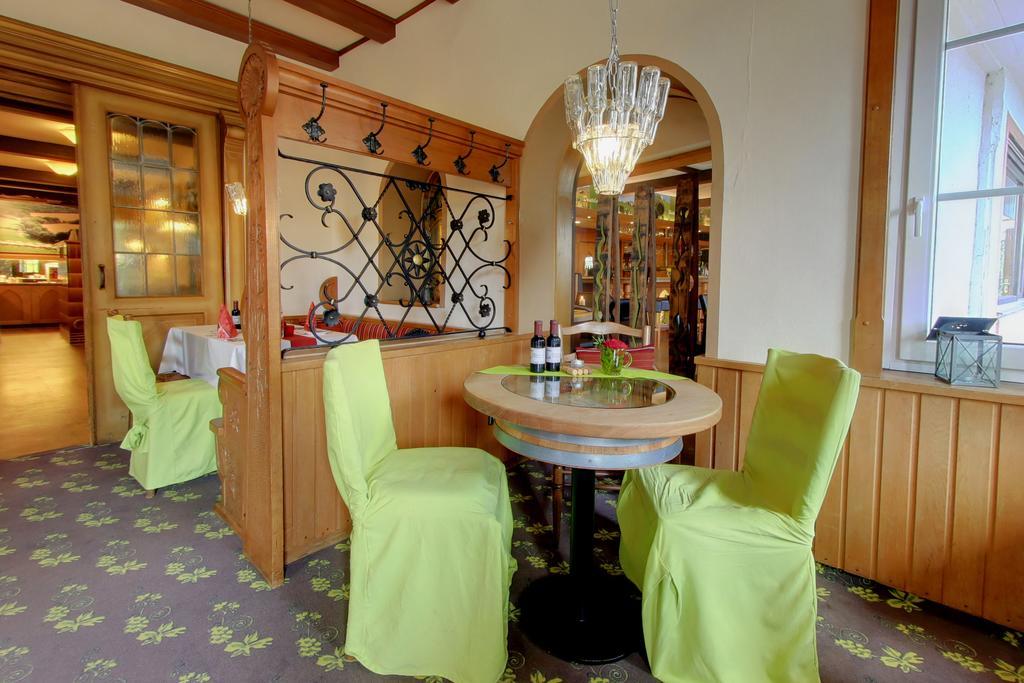 Akzent Waldhotel Rheingau Гайзенхайм Экстерьер фото